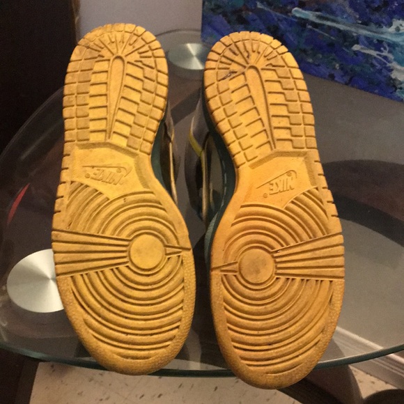 Nike 6.0 Limited Editions - See through sides - Size 9 - EUC - Missing 1 insole - Picture 5 of 8